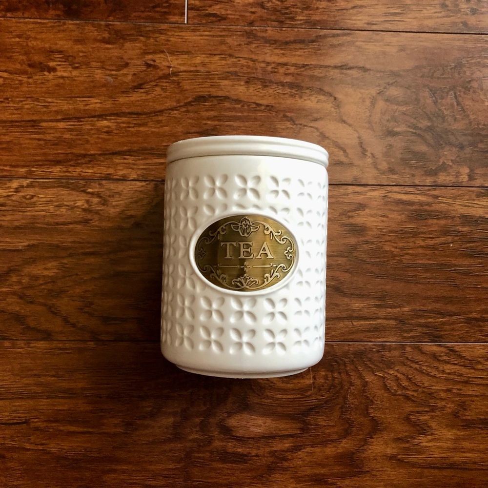 Ceramic Tea Storage